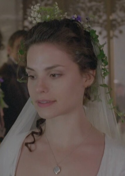 Charlotte Riley photo