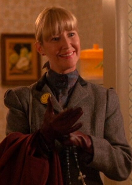 Leslie Thompkins