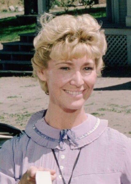 Charlotte Stewart photo