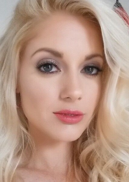 Charlotte Stokely photo