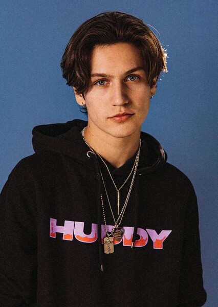 Chase Hudson photo