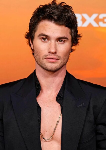 Chase Stokes photo