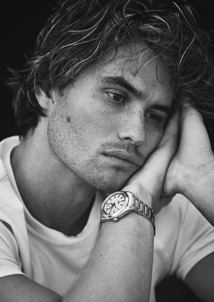 Chase Stokes photo