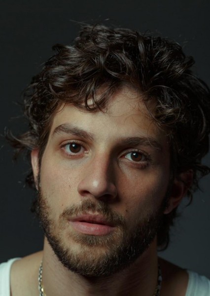 Chay Suede photo