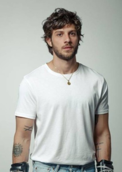 Chay Suede photo
