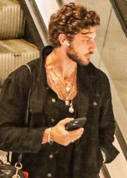 Chay Suede photo