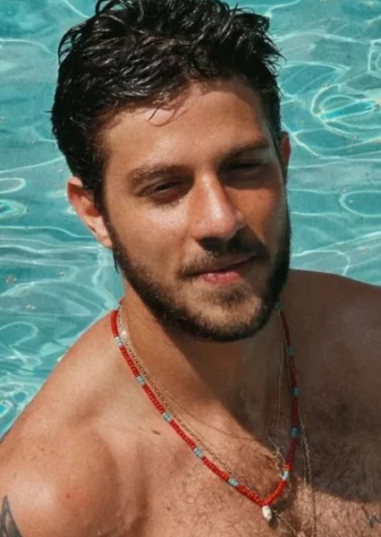 Chay Suede photo