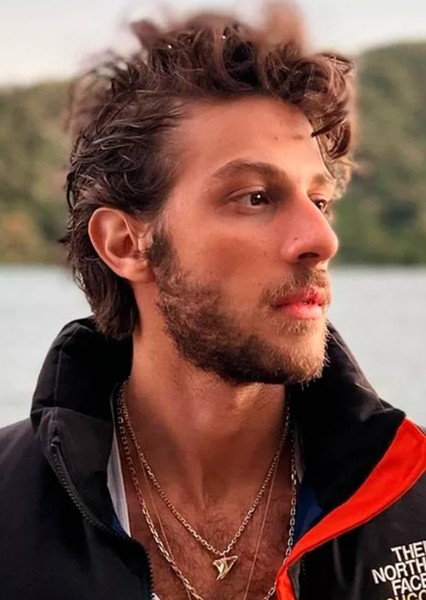Chay Suede photo