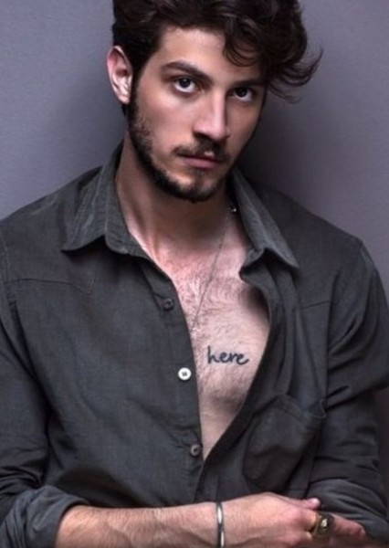 Chay Suede photo