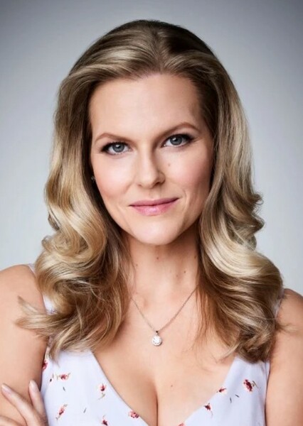 Chelsey Crisp photo