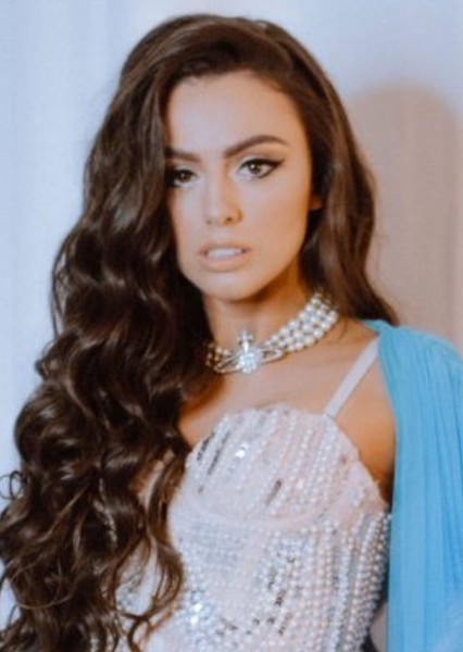 Cher Lloyd photo