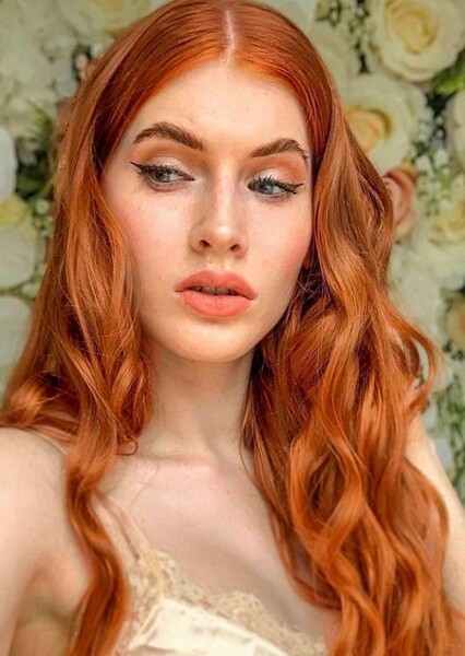 Chiara Weasley photo