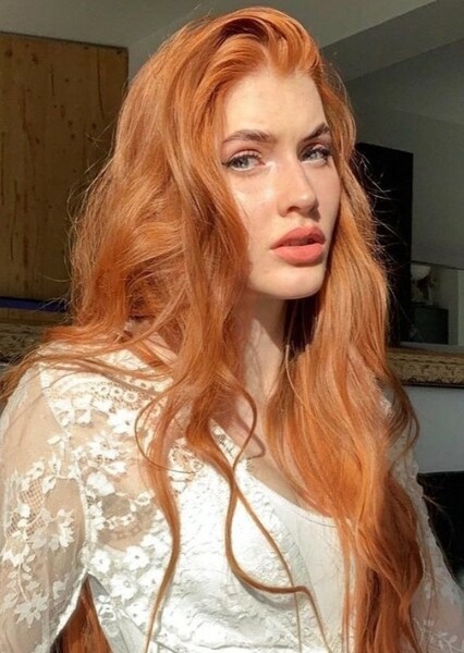 Chiara Weasley photo