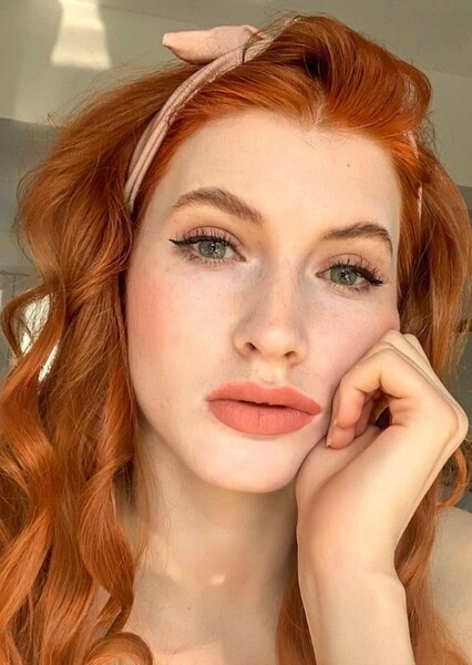 Chiara Weasley photo