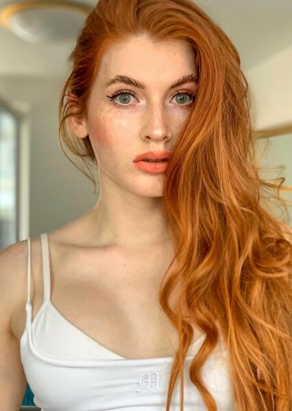 Chiara Weasley photo