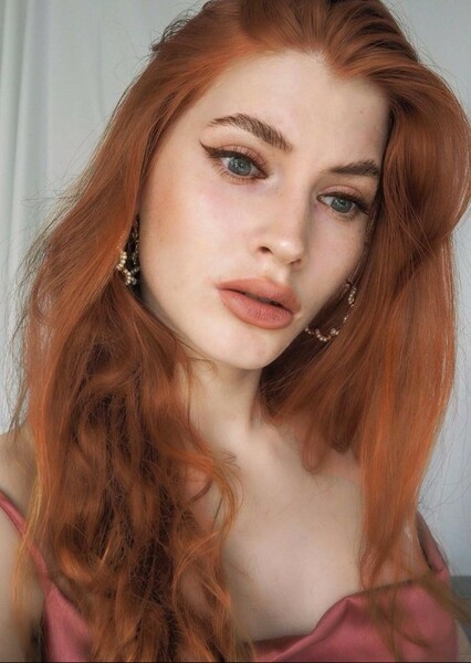 Chiara Weasley photo