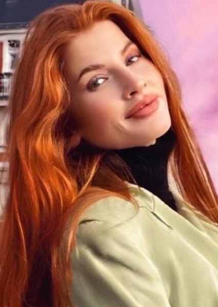 Chiara Weasley photo