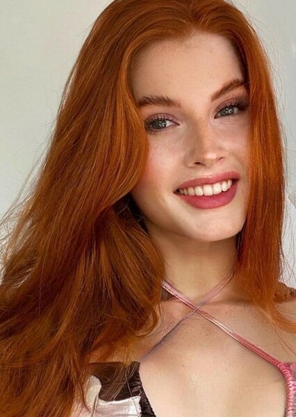 Chiara Weasley photo