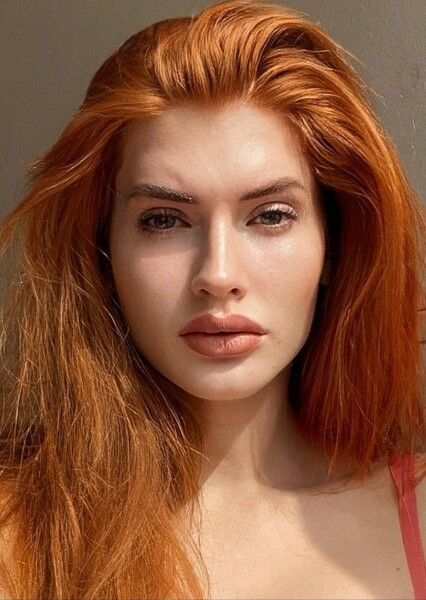 Chiara Weasley photo