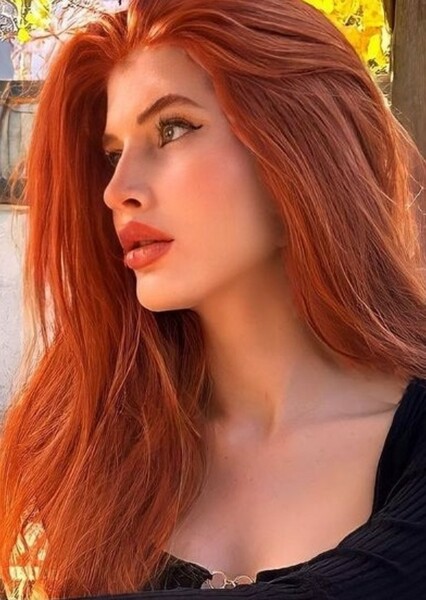 Chiara Weasley photo