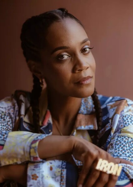 Chinaka Hodge photo