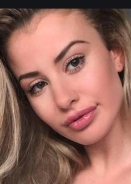 chloe ayling