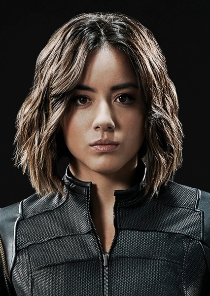Chloe Bennet