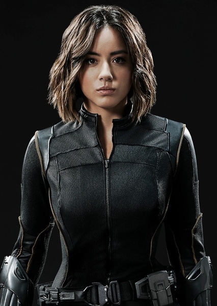 Chloe Bennet