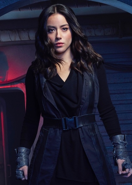 Chloe Bennet
