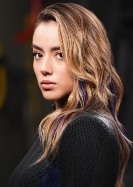 Chloe Bennet photo