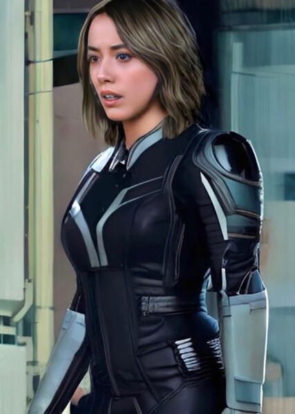 Chloe Bennet photo