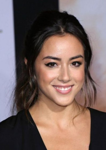 Chloe Bennet photo