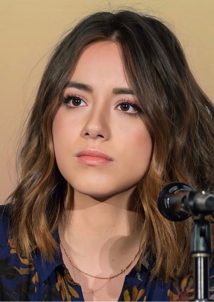 Chloe Bennet