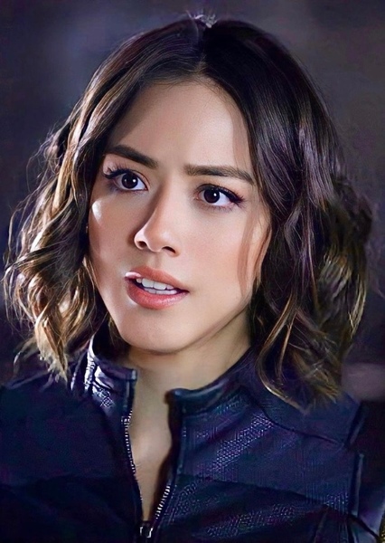Chloe Bennet