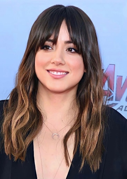 Chloe Bennet photo