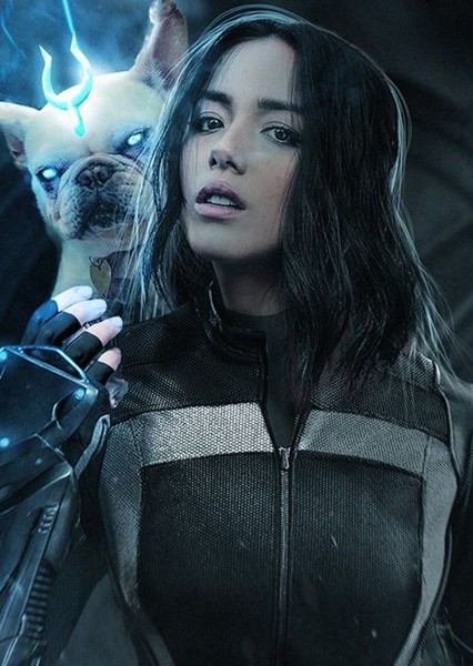 Chloe Bennet