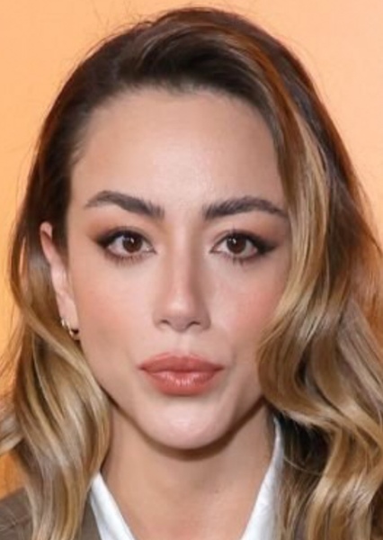 Chloe Bennet
