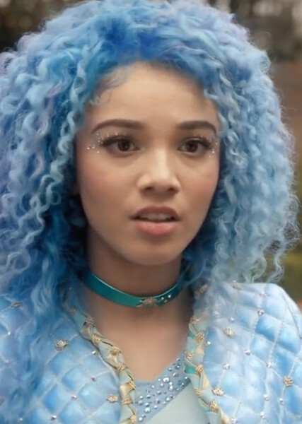 Chloe Charming photo