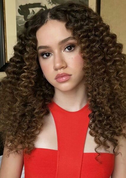 Chloe Coleman photo