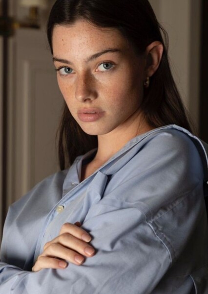 Chloe Coutau photo
