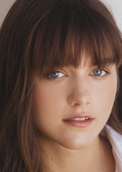 Chloe East