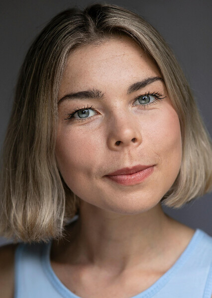 Chloë Elmore