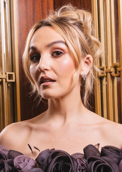Chloe Fineman