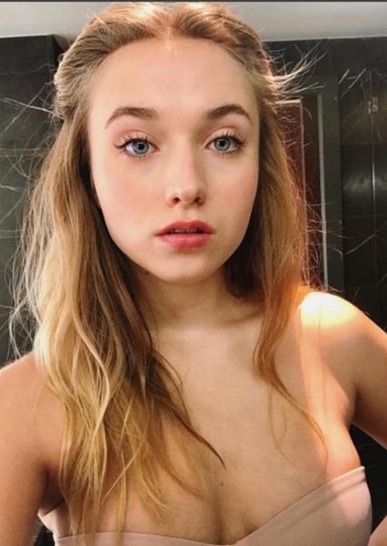 Chloé Jouannet photo