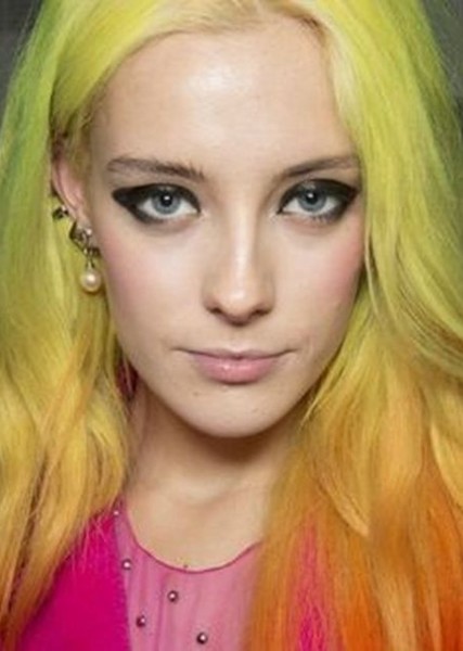 Chloe Norgaard photo