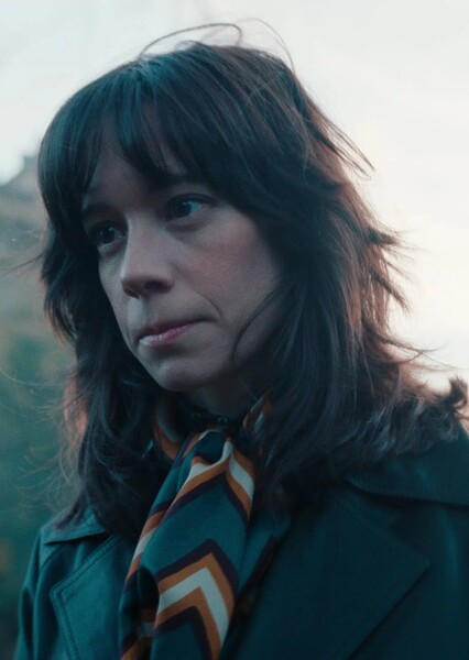 Chloe Pirrie