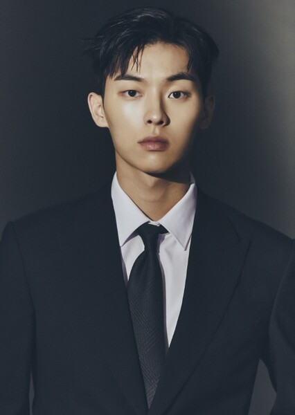 Choi Hyun-wook photo