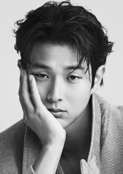 Choi Woo-shik photo