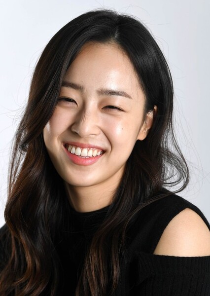 Choi Ye-bin photo