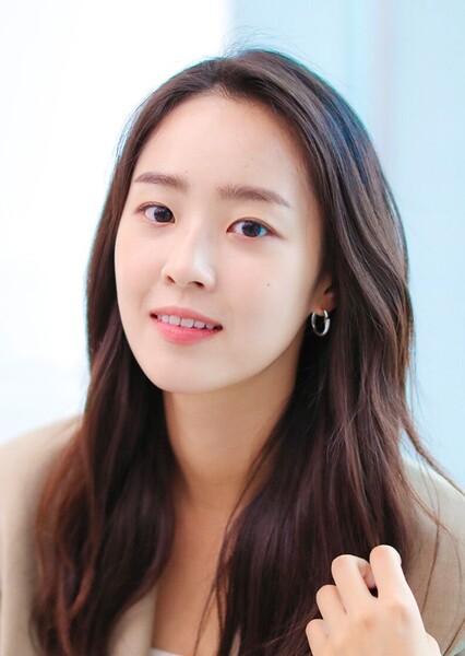 Choi Ye-bin photo